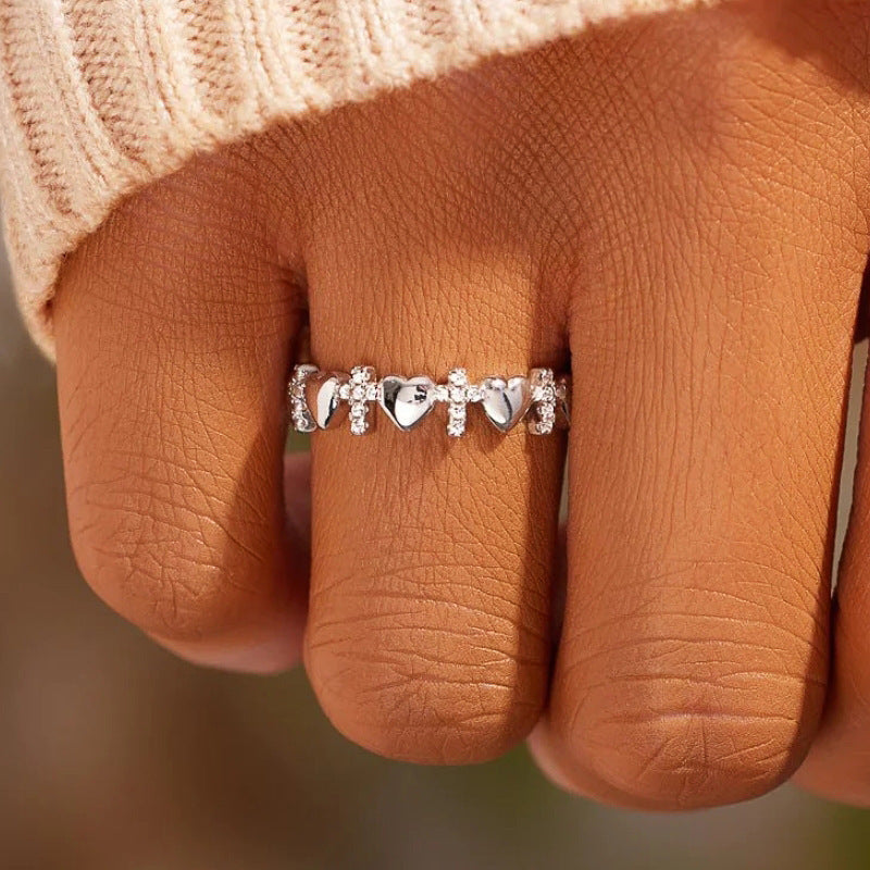 Anello affascinante per ogni occasione