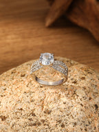 Anello affascinante per ogni occasione