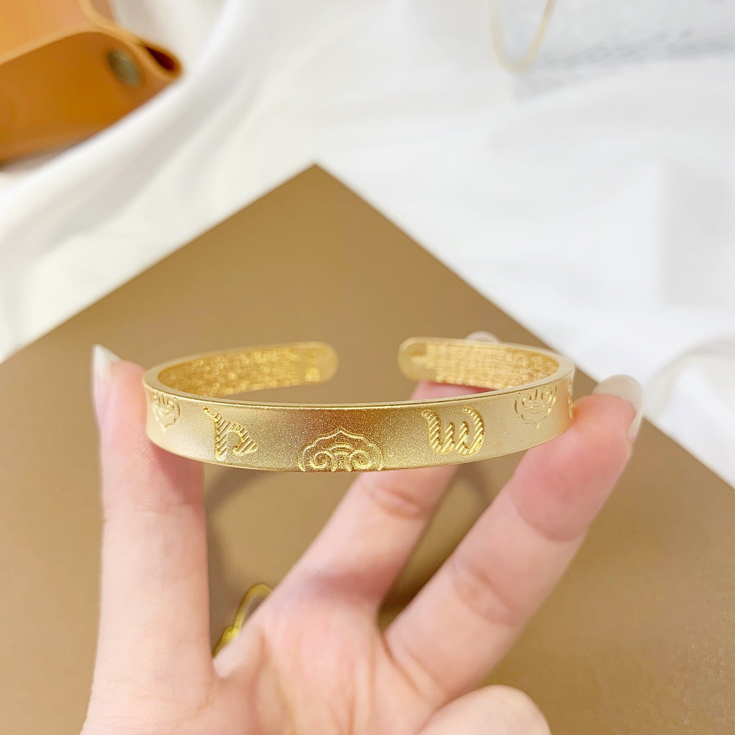 Argento Bracciale bellissimo con stile unico