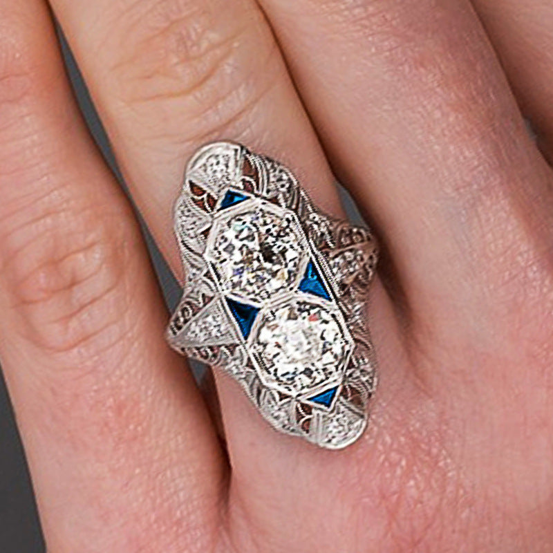 Anello affascinante per ogni occasione