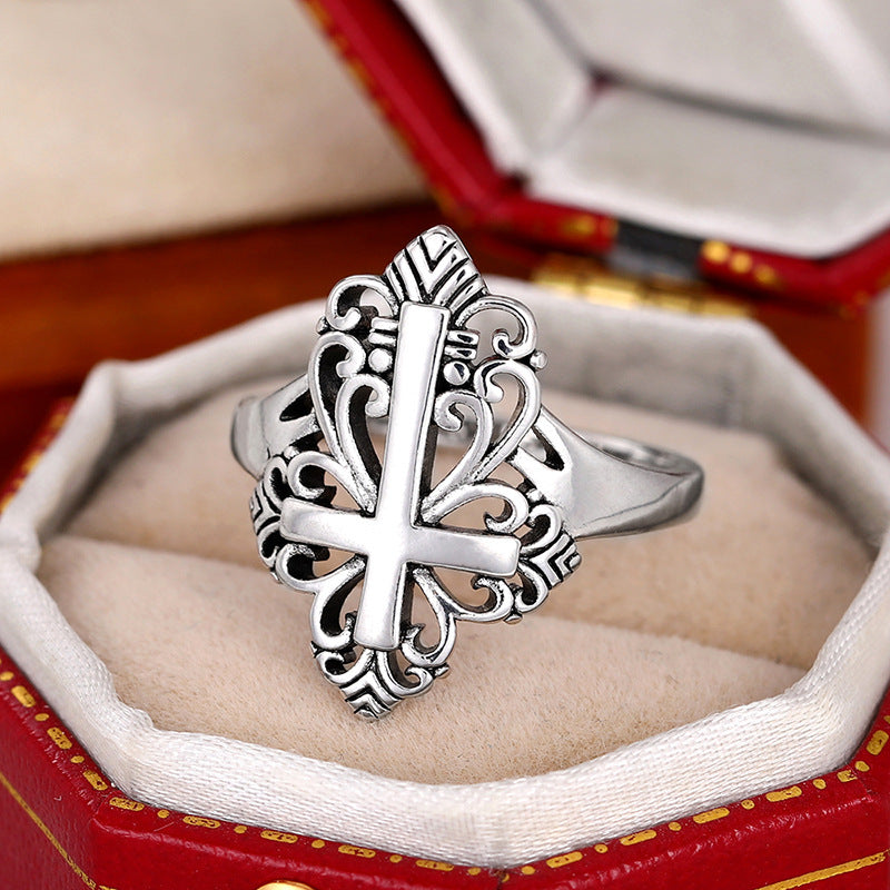 Anello affascinante per ogni occasione