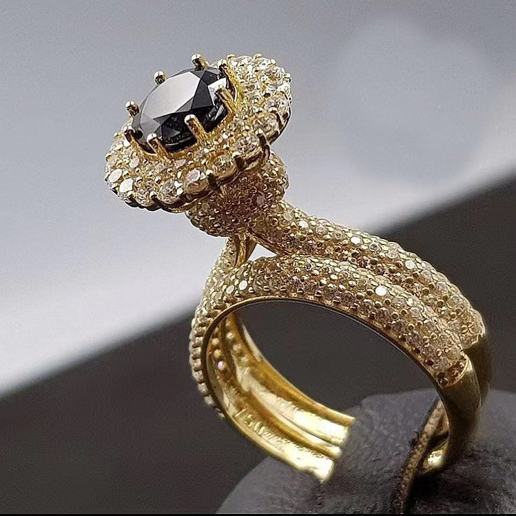 Anello affascinante per ogni occasione