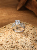 Anello affascinante per ogni occasione