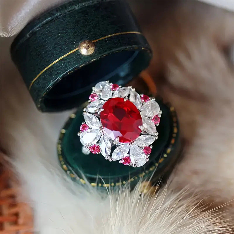 Anello affascinante per ogni occasione