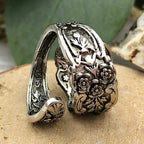 Anello affascinante per ogni occasione