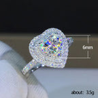 Anello affascinante per ogni occasione