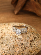 Anello affascinante per ogni occasione