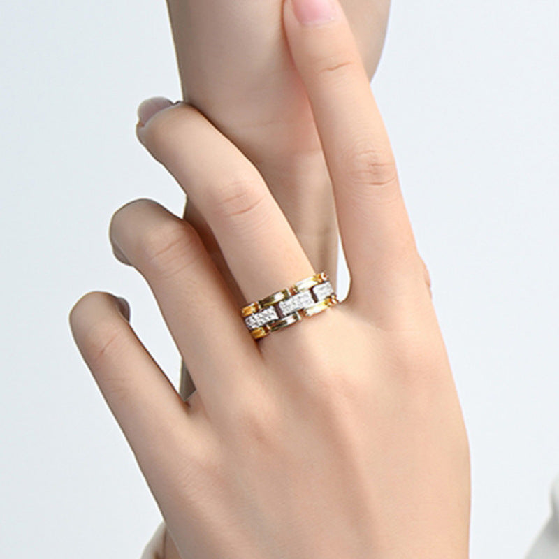 Anello affascinante per ogni occasione