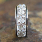 Anello affascinante per ogni occasione