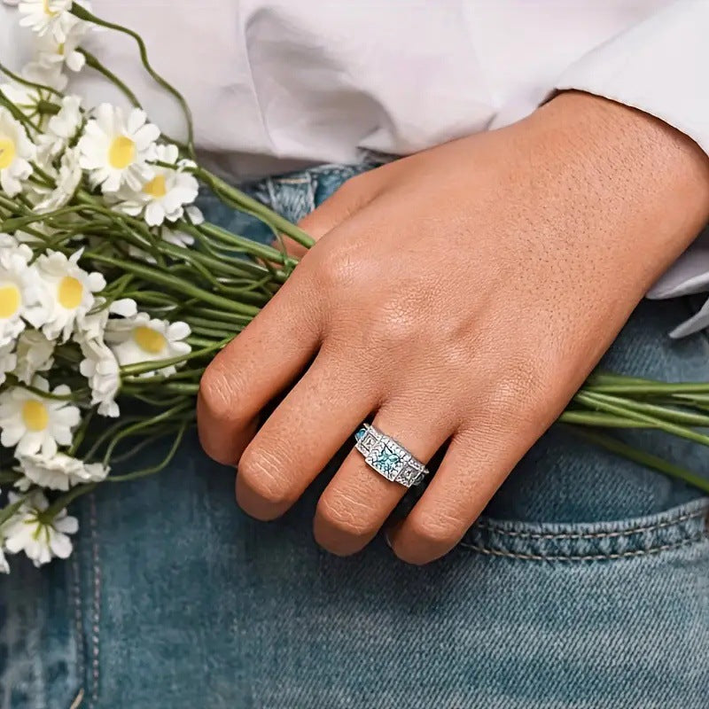 Anello affascinante per ogni occasione