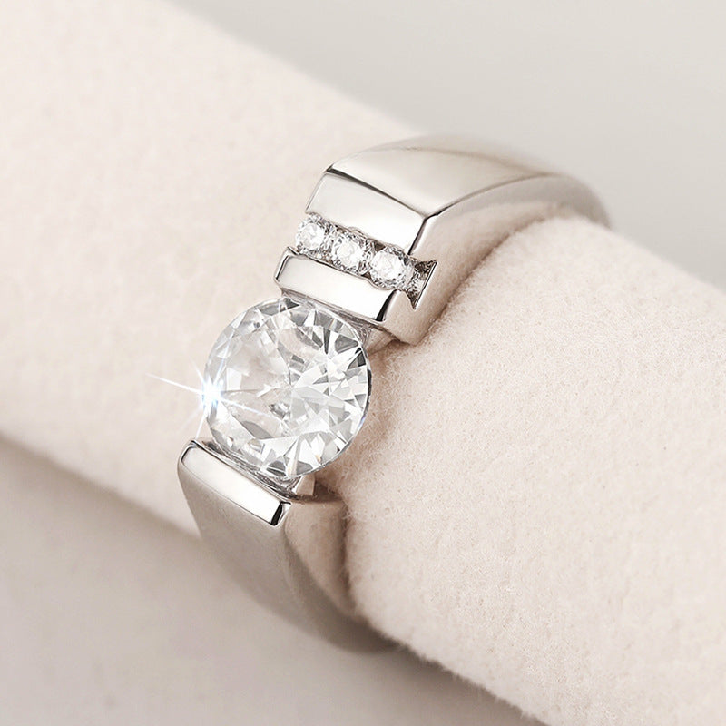 Anello affascinante per ogni occasione