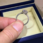 Anello affascinante per ogni occasione