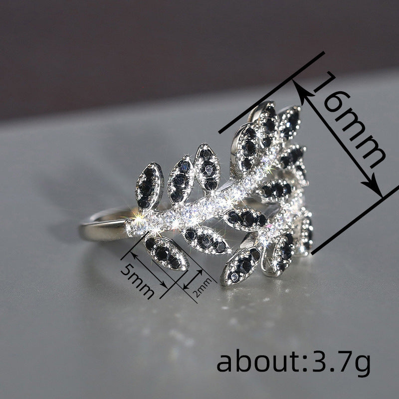 Anello affascinante per ogni occasione